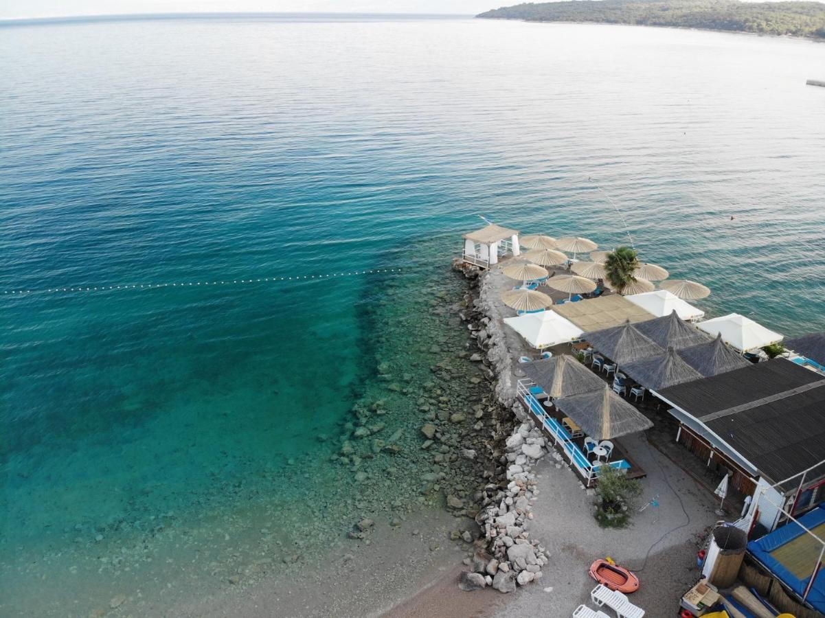 Apartment Apartments With A Parking Space Njivice, Krk - 5320 Njivice